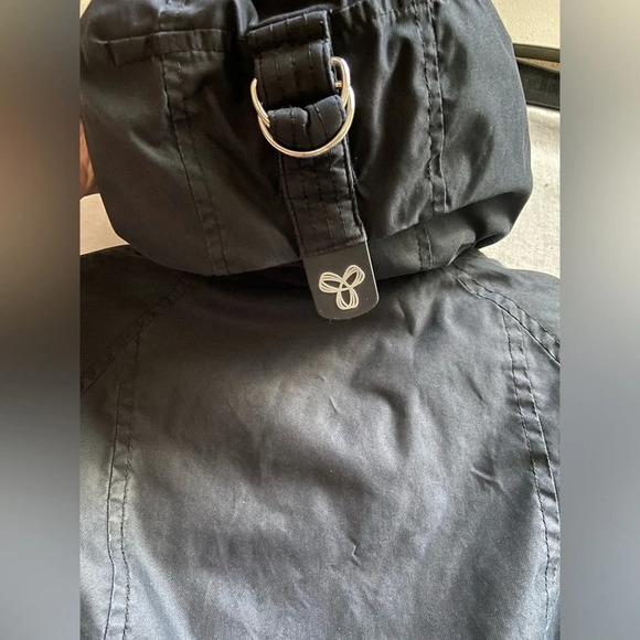 TNA Vail Aritzia Black hooded short Down merino wool parka Sz XS - Picture 3 of 11